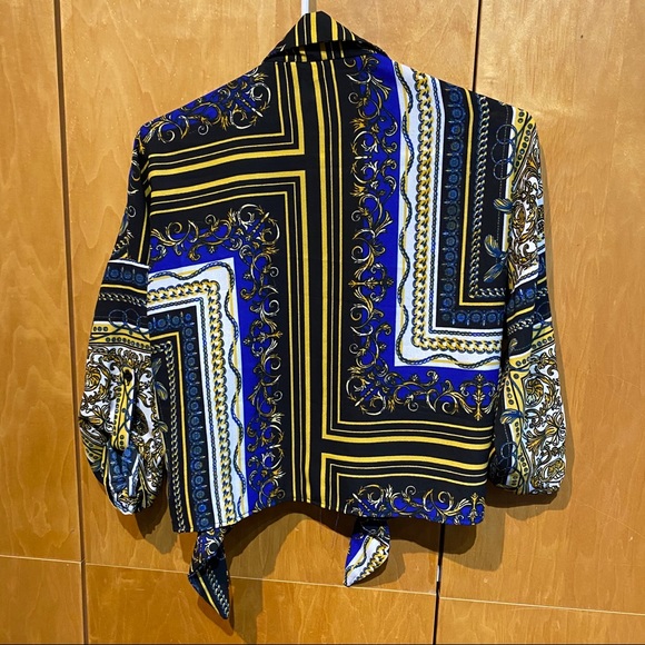 Pattern cropped blouse - Picture 3 of 3